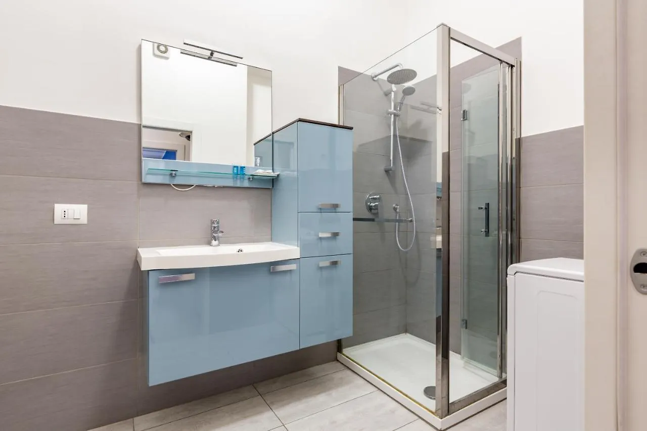 Milano Central Station Renovated Apt